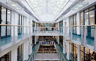 專業(yè)丨BCU珠寶學(xué)院最全專業(yè)手冊(cè)請(qǐng)查收！