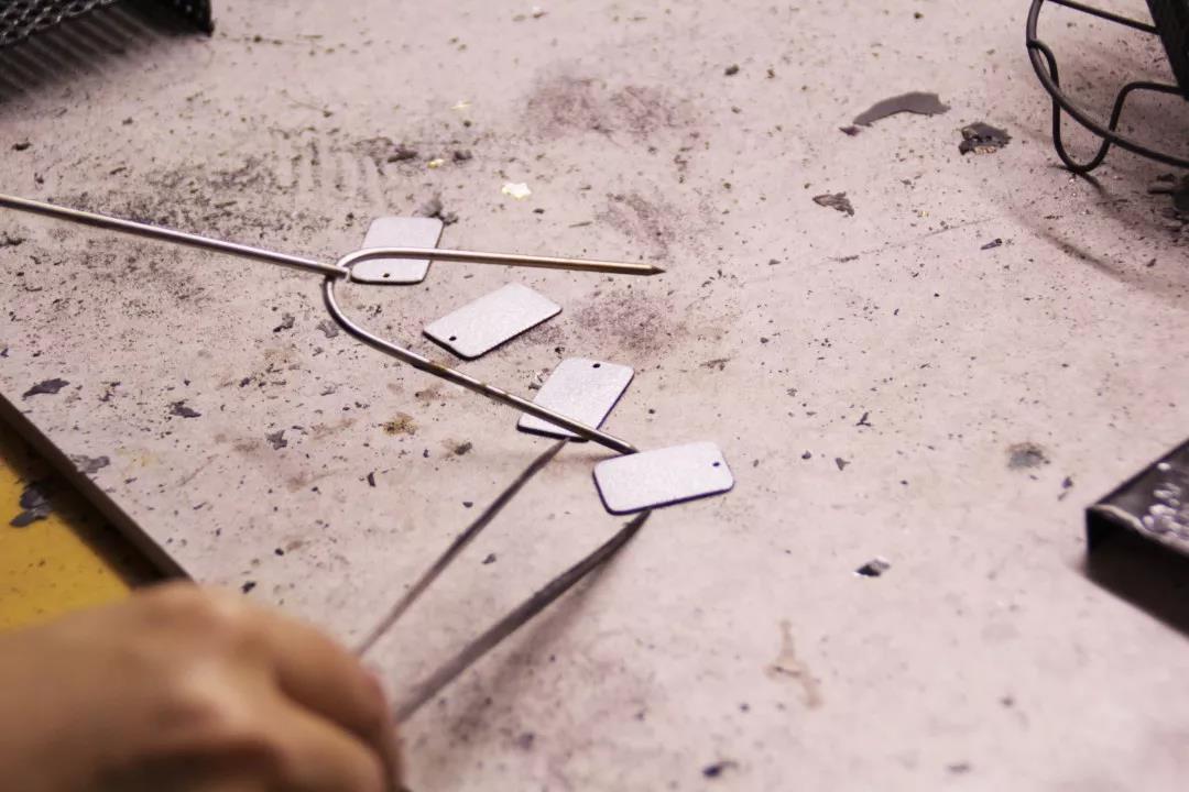 13: 30  考生家長體驗琺瑯制作