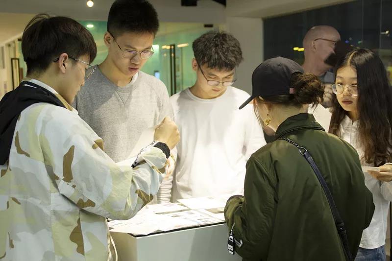 考評(píng)小組一