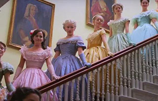 戲服設(shè)計(jì) | 為戲而生，亦真亦幻