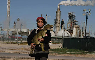 書籍推薦 | 五本AIVA特選當(dāng)代藝術(shù)理論書籍，抱著書本度過(guò)這個(gè)冬天吧！