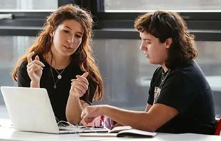 重磅！倫藝25/26學(xué)年語(yǔ)言政策大調(diào)整，這3點(diǎn)直接影響你的申請(qǐng)！