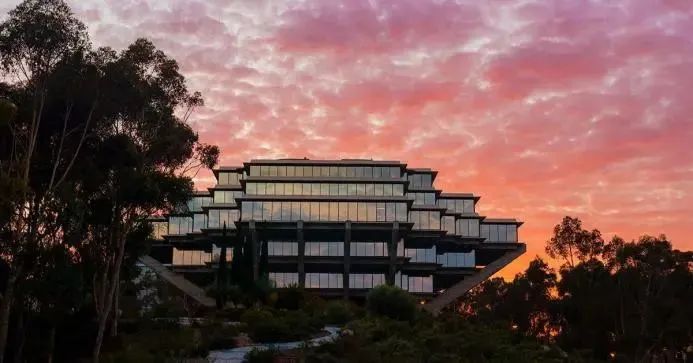 上海留學(xué)生落戶政策又有大動作